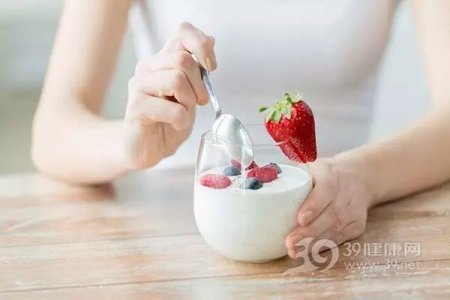 酸奶瘦腰丰胸秘诀每天一杯轻松拥有好身材