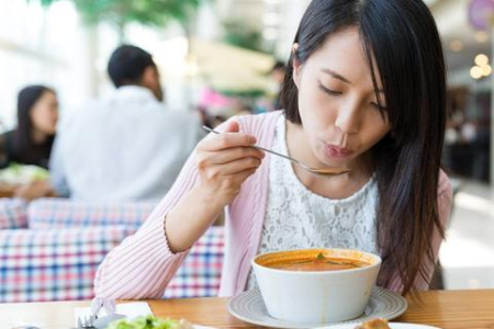 不节食不花钱的减肥方法 懒人也能瘦下来